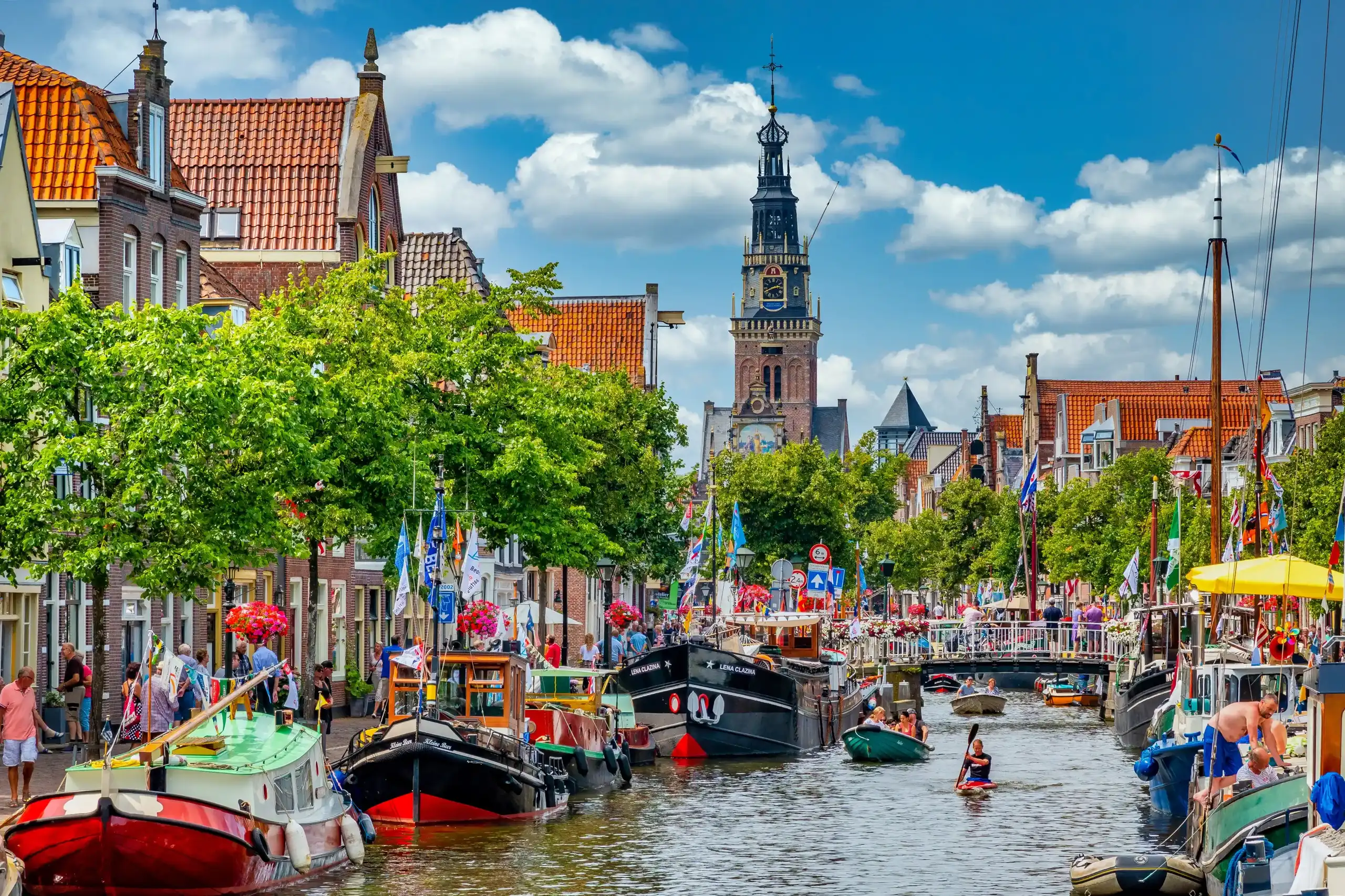 Gracht tijdens Feest op Luttik Oudorp